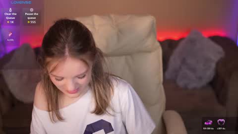 Snapshot of mariamedow chatting on 17, 5, 2026 Maria online show from 17, 5, 2026