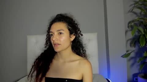 Snapshot of marian_skinny chatting on 10, 1, 2025 Marian online show from 10, 1, 2025