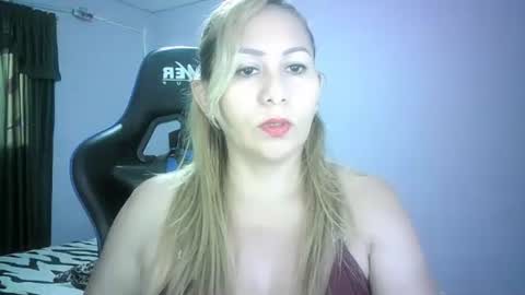 mariana995649 online show from 11, 11, 2025