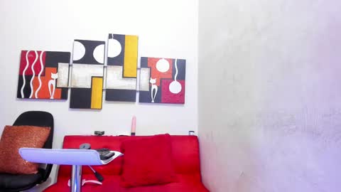 mariana_16_ online show from 1, 2, 2025