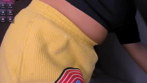 Mariana Roe online show from 7, 3, 2025