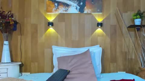 Mariana Angel online show from 1, 4, 2026