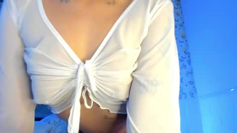 Snapshot of mariana_babe_ chatting on 4, 12, 2024 mariana_babe_ online show from 4, 12, 2024