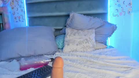 Snapshot of mariana_babe_ chatting on 21, 1, 2025 mariana_babe_ online show from 21, 1, 2025