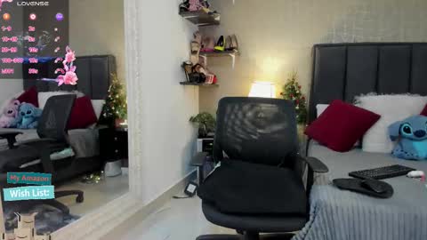 Mar y online show from 3, 12, 2025