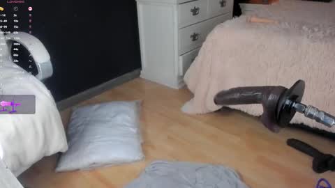 Mariana Castro online show from 4, 3, 2025