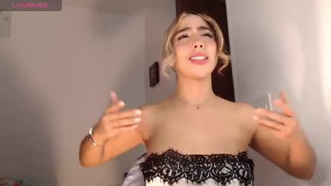 Snapshot of mariana_es chatting on 20, 7, 2026 Mariana online show from 20, 7, 2026