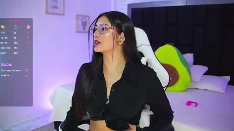 Snapshot of mariana_monroe04 chatting on 11, 9, 2025 Mariana online show from 11, 9, 2025