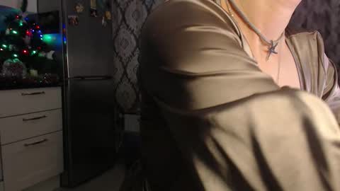 MarianaMur online show from 18, 12, 2025