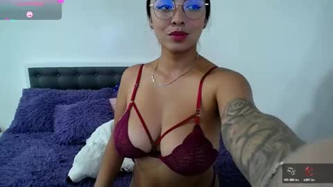 mariana_sara online show from 12, 2, 2025