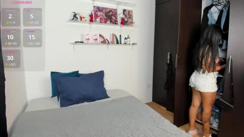 MARIANA Y VALENTINA online show from 15, 9, 2025