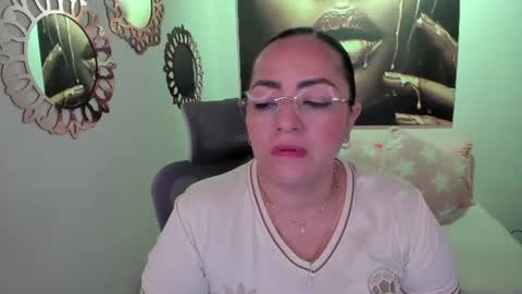 Snapshot of marianalopez81 chatting on 24, 6, 2026 Mariana Lopez online show from 24, 6, 2026