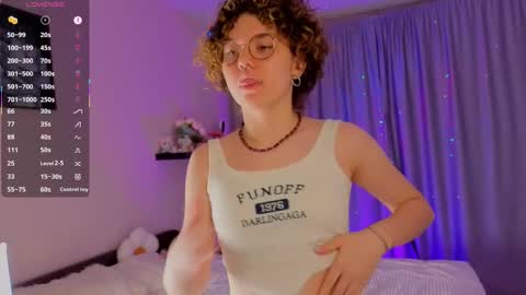 Snapshot of marianasica chatting on 27, 11, 2025 Mariana online show from 27, 11, 2025