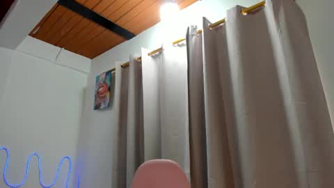 Mariangel online show from 4, 3, 2026