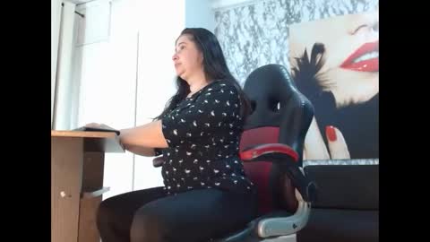 Snapshot of mariani_smith chatting on 18, 9, 2025 Mariani online show from 18, 9, 2025