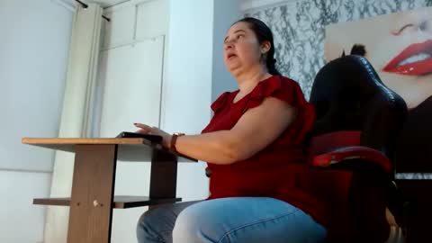 Snapshot of mariani_smith chatting on 3, 10, 2025 Mariani online show from 3, 10, 2025