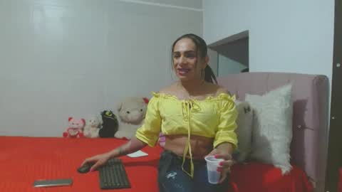 Snapshot of mariann_martins chatting on 23, 1, 2025 mariann_martins online show from 23, 1, 2025