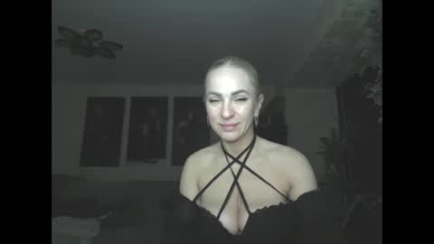 Snapshot of marianna1977 chatting on 20, 4, 2026 marianna1977 online show from 20, 4, 2026