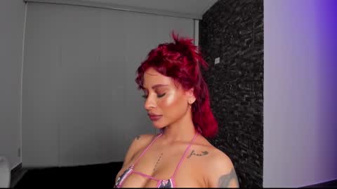 M A R I A N E online show from 19, 2, 2025