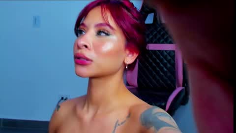 M A R I A N E online show from 11, 3, 2025