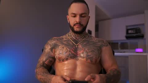 Snapshot of mariano_costa chatting on 28, 1, 2025 Mariano Costa online show from 28, 1, 2025