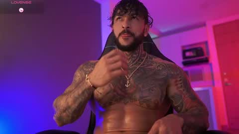 Snapshot of mariano_costa chatting on 4, 10, 2025 Mariano Costa online show from 4, 10, 2025