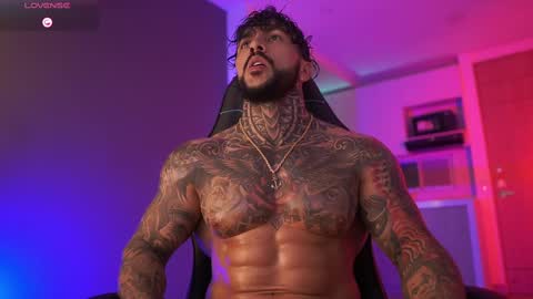 Snapshot of mariano_costa chatting on 17, 10, 2025 Mariano Costa online show from 17, 10, 2025