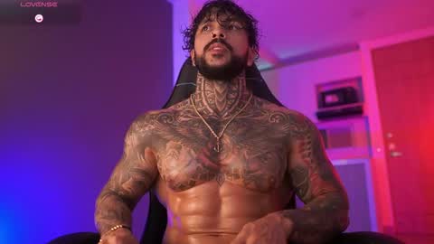 Snapshot of mariano_costa chatting on 23, 10, 2025 Mariano Costa online show from 23, 10, 2025