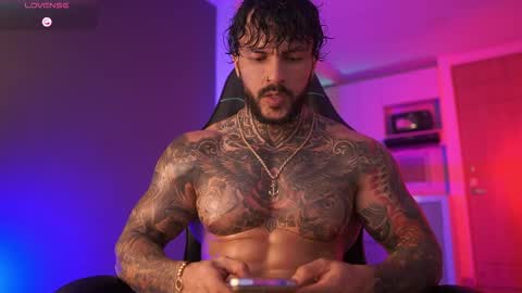 Snapshot of mariano_costa chatting on 31, 10, 2025 Mariano Costa online show from 31, 10, 2025