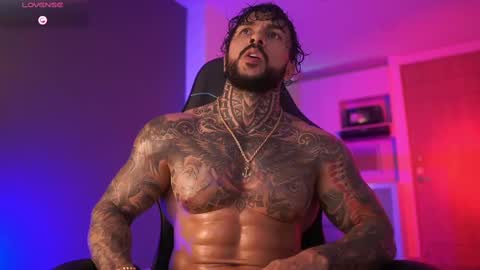 Snapshot of mariano_costa chatting on 4, 11, 2025 Mariano Costa online show from 4, 11, 2025