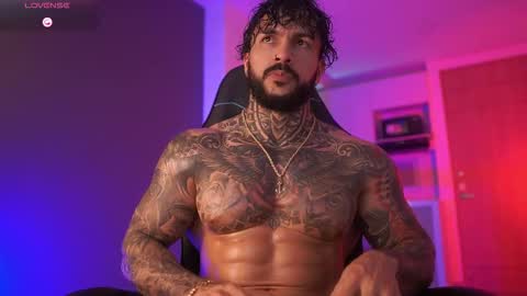 Snapshot of mariano_costa chatting on 6, 11, 2025 Mariano Costa online show from 6, 11, 2025