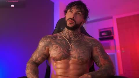 Snapshot of mariano_costa chatting on 15, 11, 2025 Mariano Costa online show from 15, 11, 2025