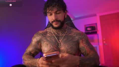 Snapshot of mariano_costa chatting on 21, 11, 2025 Mariano Costa online show from 21, 11, 2025