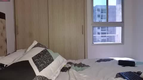 Antonia online show from 19, 12, 2025