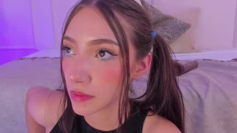 Maria Pettit online show from 11, 3, 2025