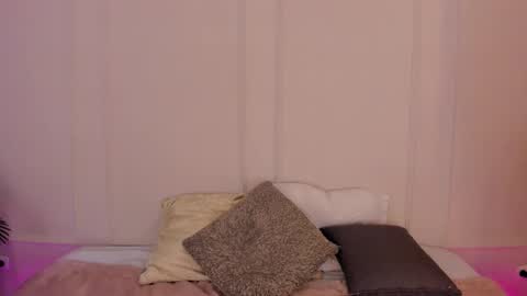 Maria Pettit online show from 28, 2, 2026