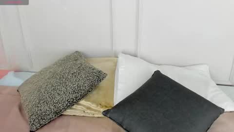 Maria Pettit online show from 25, 3, 2026