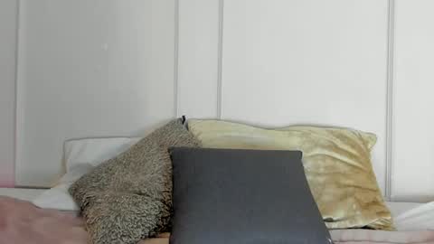 Snapshot of mariapettit chatting on 23, 5, 2026 Maria Pettit online show from 23, 5, 2026
