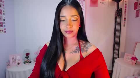Snapshot of marie_daved chatting on 10, 5, 2026 Nicolle online show from 10, 5, 2026