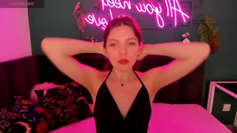 Mary 3 online show from 20, 2, 2025