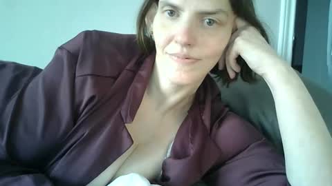 Snapshot of mariejojo chatting on 18, 11, 2025 Mariejojo online show from 18, 11, 2025