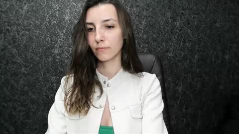 marielleanker online show from 17, 9, 2025