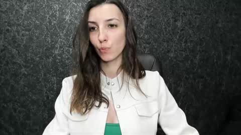 marielleanker online show from 18, 9, 2025