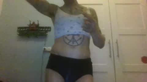 Snapshot of mariellesissy chatting on 1, 11, 2025 mariellesissy online show from 1, 11, 2025