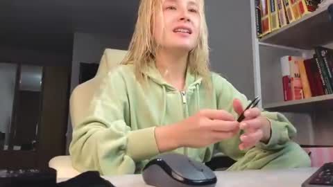 Snapshot of marietta__castro chatting on 13, 7, 2026 Marietta online show from 13, 7, 2026