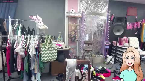 Snapshot of mariewaters chatting on 22, 1, 2025 Marie Ann Waters online show from 22, 1, 2025