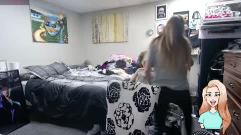 Snapshot of mariewaters chatting on 6, 2, 2025 Marie Ann Waters online show from 6, 2, 2025