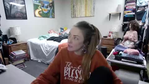 Snapshot of mariewaters chatting on 4, 3, 2025 Marie Ann Waters online show from 4, 3, 2025