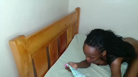 Snapshot of marigold_gift chatting on 17, 5, 2026 gold online show from 17, 5, 2026