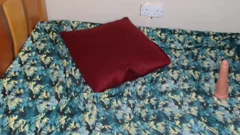 Snapshot of marigold_gift chatting on 27, 6, 2026 gold online show from 27, 6, 2026